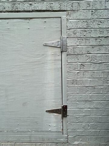 Door hinge replacement after